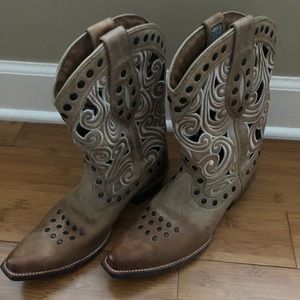 Ariat cowboy boots